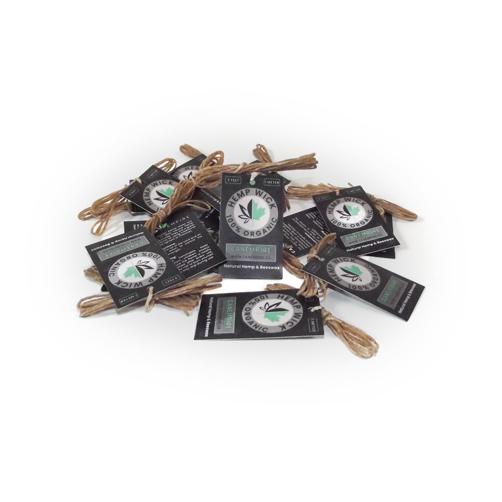 Image des mèches de chanvre biologiques avec cire d'abeille de CanEmpire. Ces cordes de chanvre 100% naturelles de 3 pieds sont l'indispensable à vos inhalations.